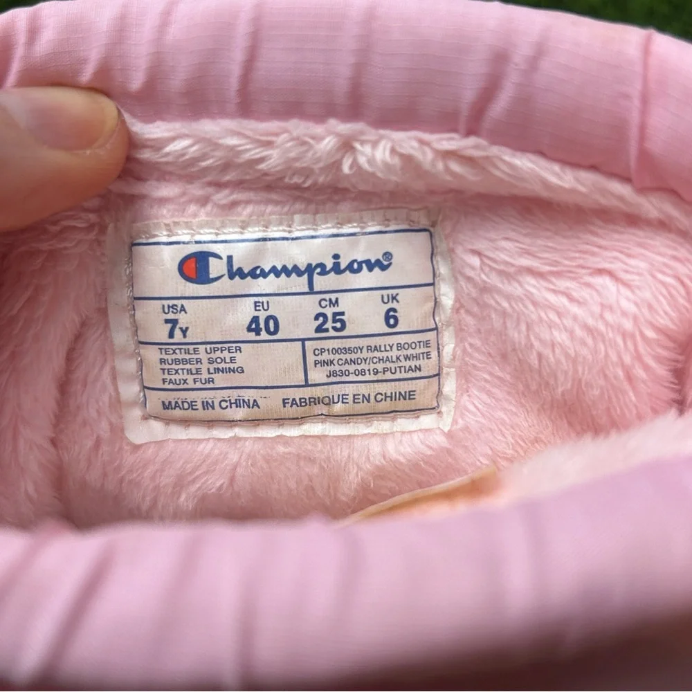Champion Rally Bootie‎ Kids 7Y Pink Candy Chalk White Quilted Faux Fur CP100350Y